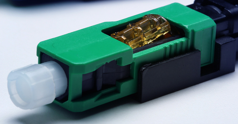 Fiber Optic Field Assembly Connectors